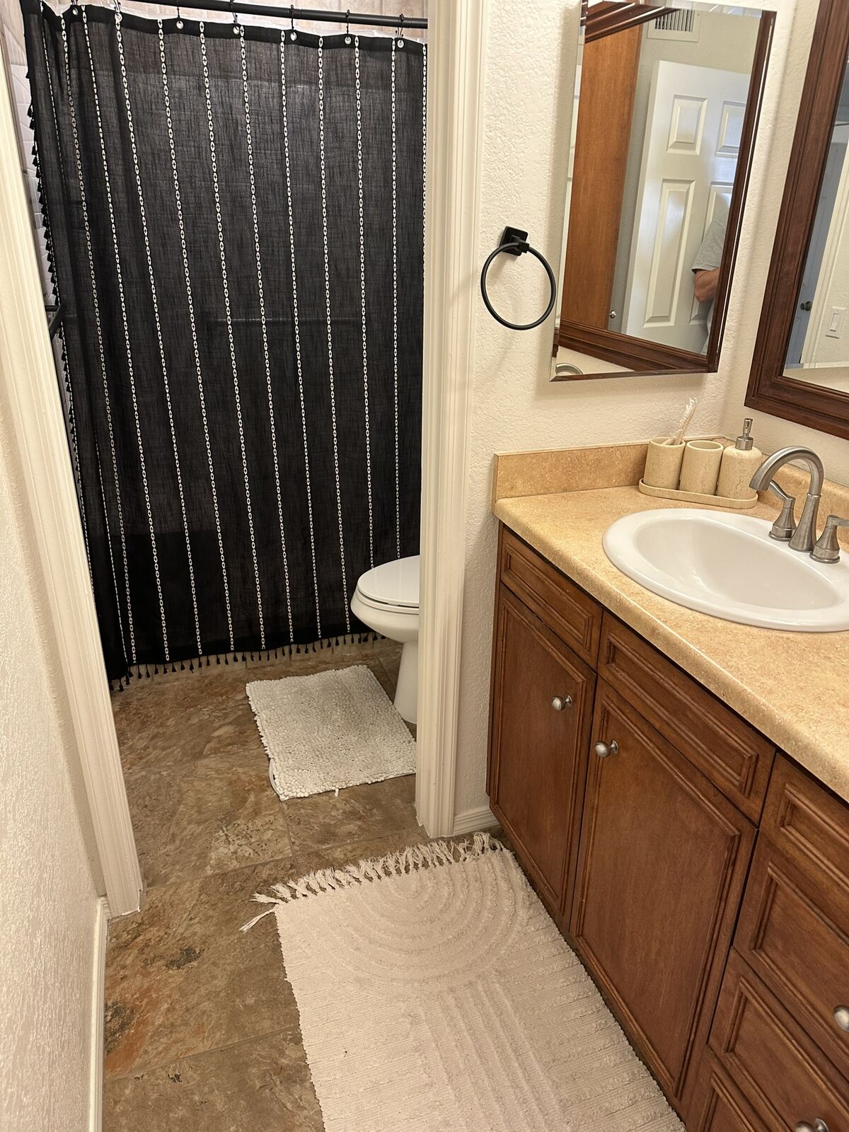 Clean bathroom after Mesa vacation rental turnover cleaning